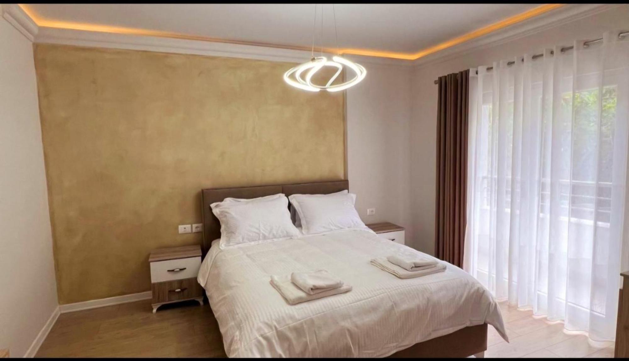 Hotel Demoli โปกราเดซ ภายนอก รูปภาพ